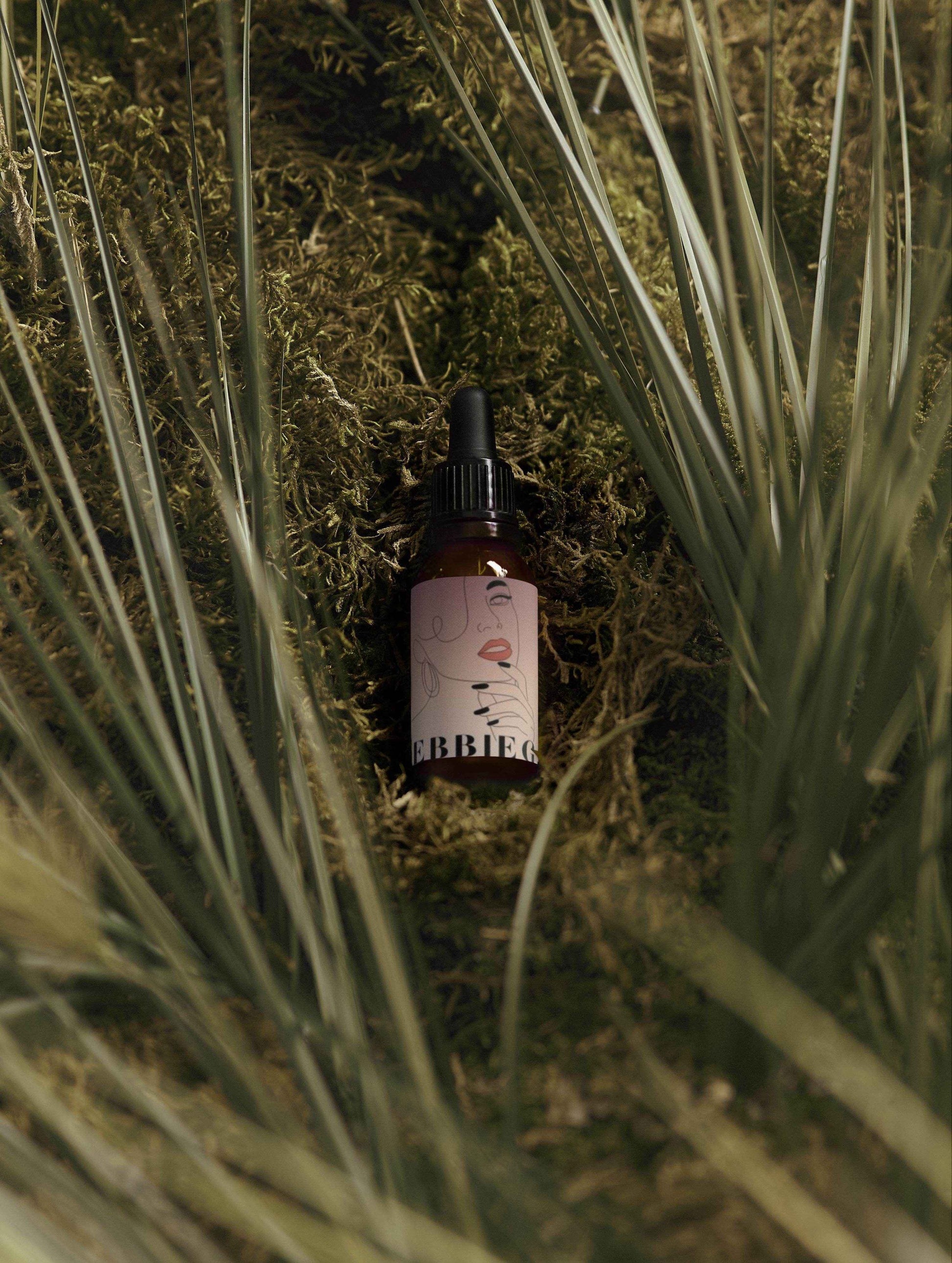 DEBBIEG.cosmetics Calming Facial Oil